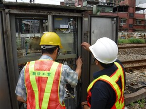 環島鐵路整體系統安全提昇計畫(台南～金崙間電源設備改善工程)