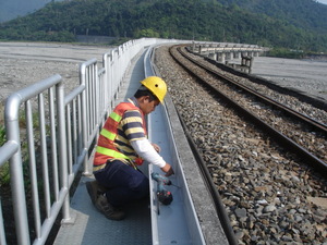 聖帕颱風豐坪溪橋及卓溪橋電纜線槽受損復舊工程